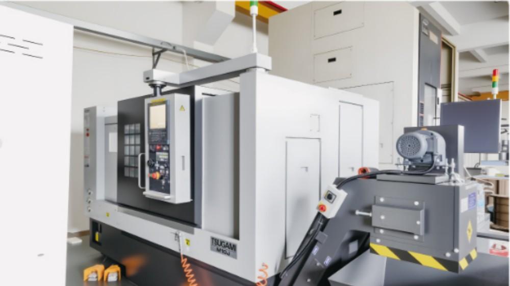 M&aacute;quina CNC